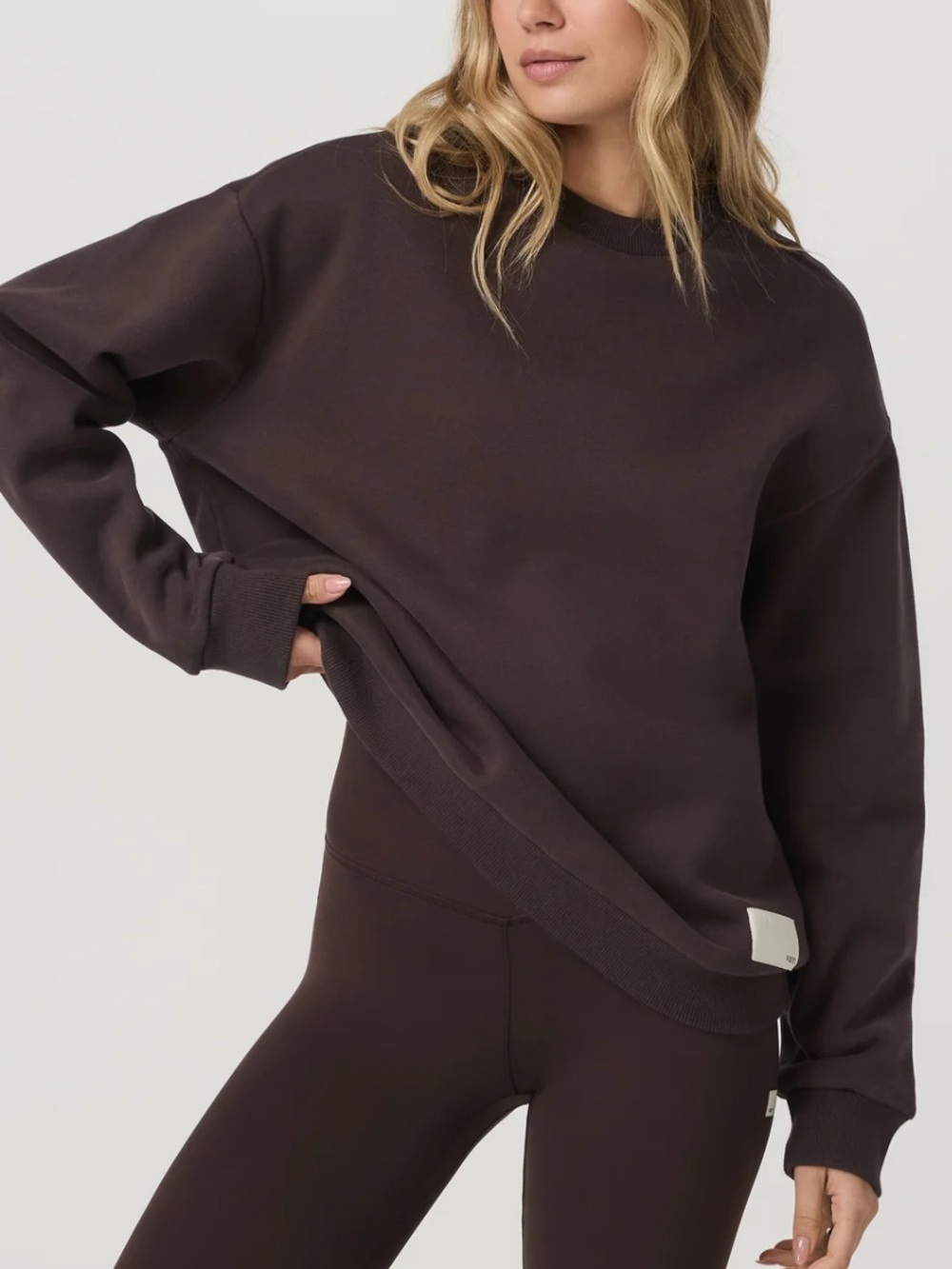 VUORI Restore Oversized Crew 2.0 French Roast
Size XS NWT Brown
